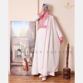 ثوب تطريز مع ردة طويلة